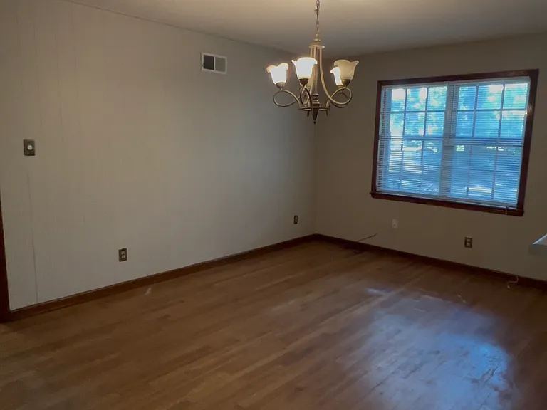 3611 Naylor Dr — Photo 9