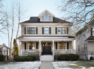 1507 Forest Ave, Wilmette, IL 60091