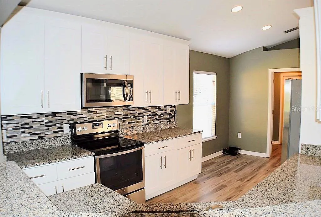 Building Photo - 1017 Tawny Eagle Dr
