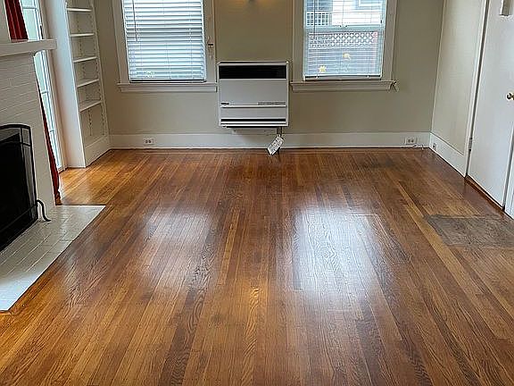 2nd image of 1137 El Camino Real