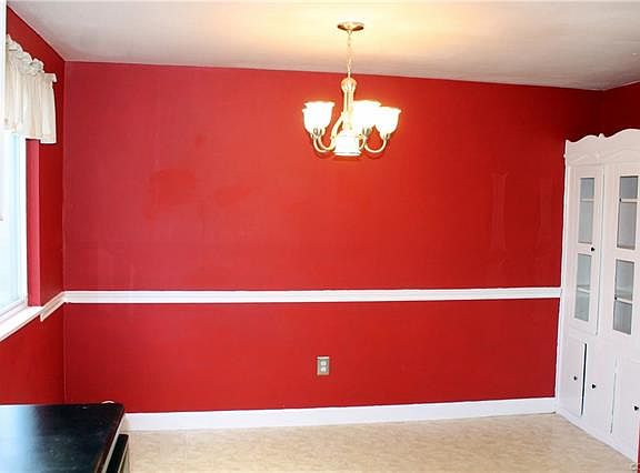 3rd image of 6348 Dahlia Ct