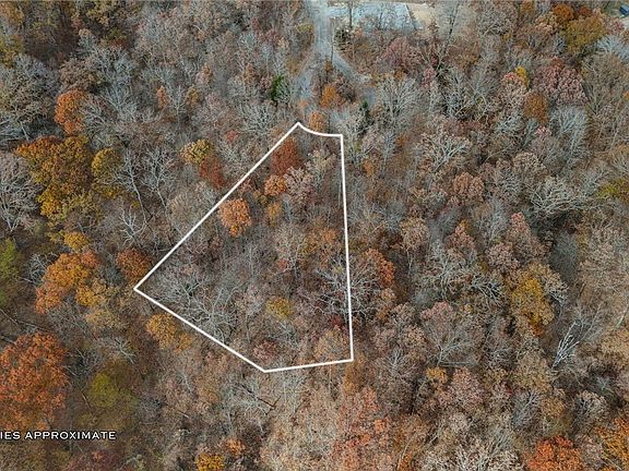3rd image of Roxburgh Ln #15