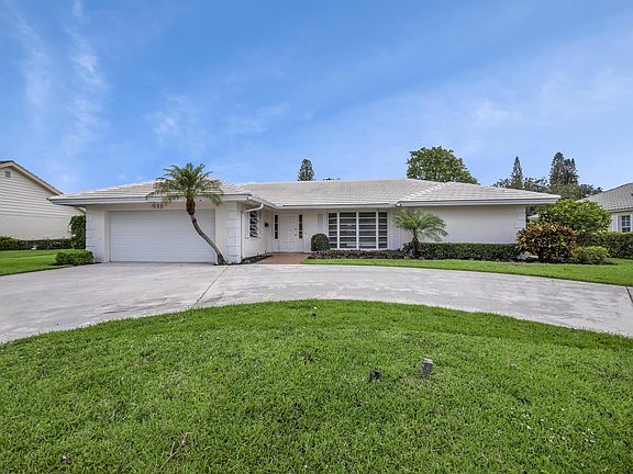 2nd image of 416 Muirfield Drive