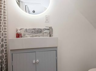 8581 Parsons Blvd, Jamaica, NY 11432