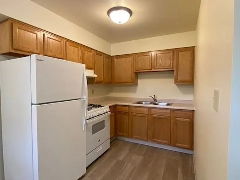 State Place Apartment Homes — Photo 120