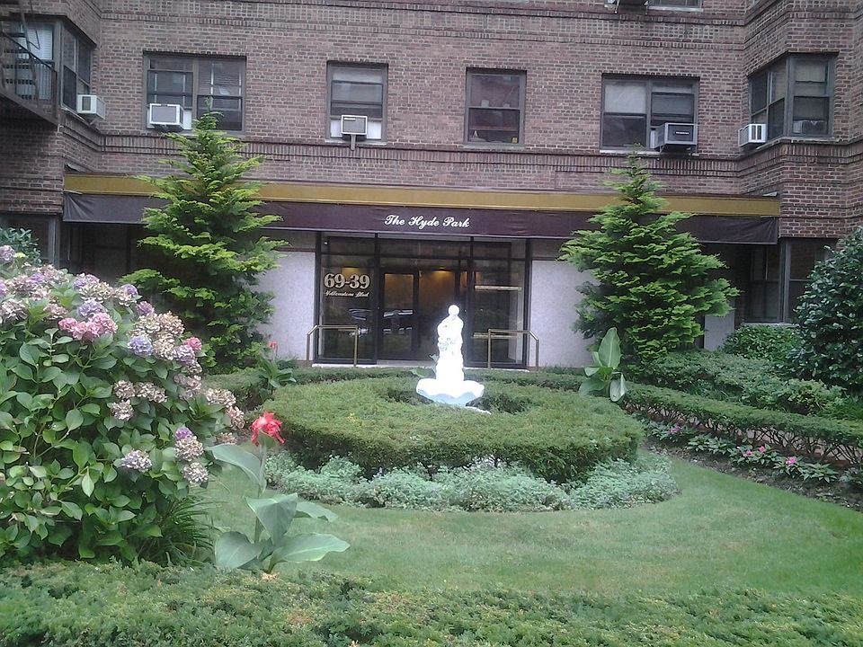 1st image of 6939 Yellowstone Blvd APT 409