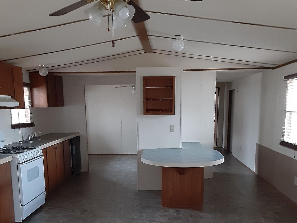 2nd image of 55 Larch Ln
