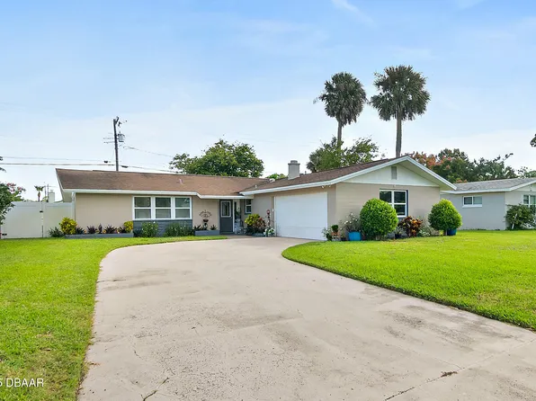 1425 Margina Ave, Daytona Beach, FL 32114