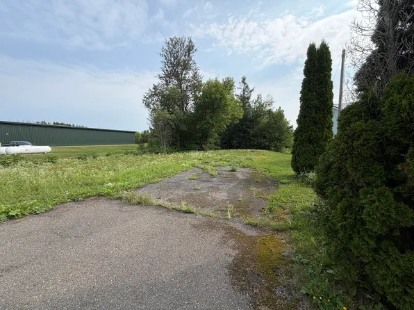39 Silver Street, Mars Hill, ME 04758
