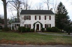 1st image of 520 Cassell Ln SW