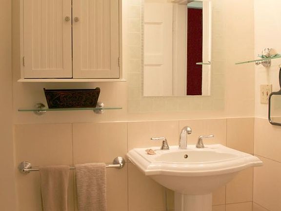 5th image of 990 De Haro St #996