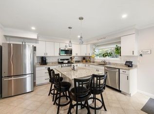 16 Whalers Ln UNIT 16, Salem, MA 01970