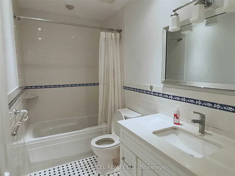75 Ecclesfield Dr — Photo 11