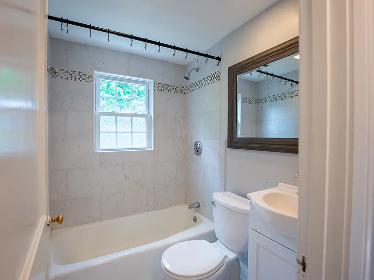 993 Massachusetts Ave #993 — Photo 3