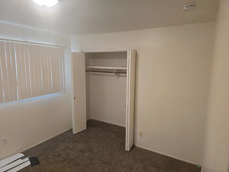 1005 W Cambridge Ave — Photo 13