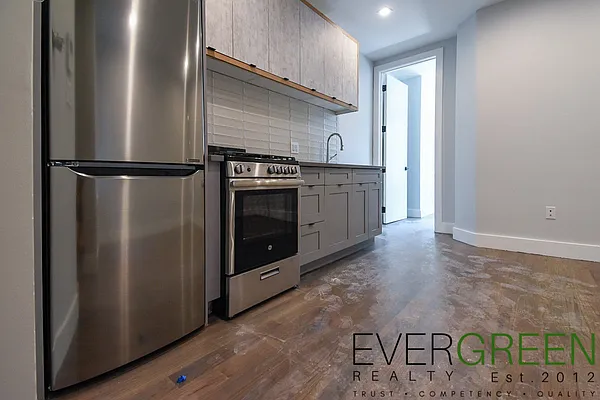 Rented by ERNY LLC | media 3