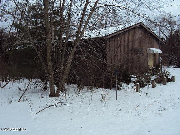 3rd image of 28964 Pokagon St