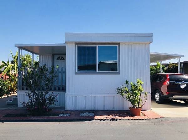 1st image of 2950 Iris Ave Space 64