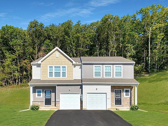 Towns at Woods Edge Exterior