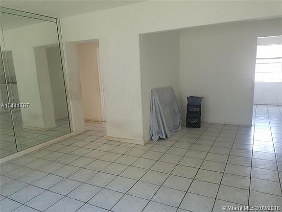 2nd image of 422 NE 82nd St APT 1
