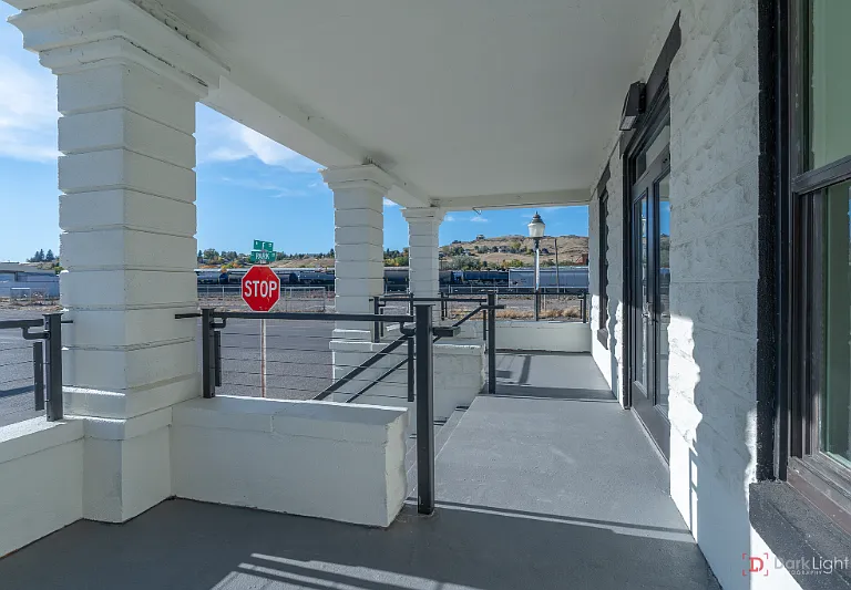 130 N F St — Photo 28
