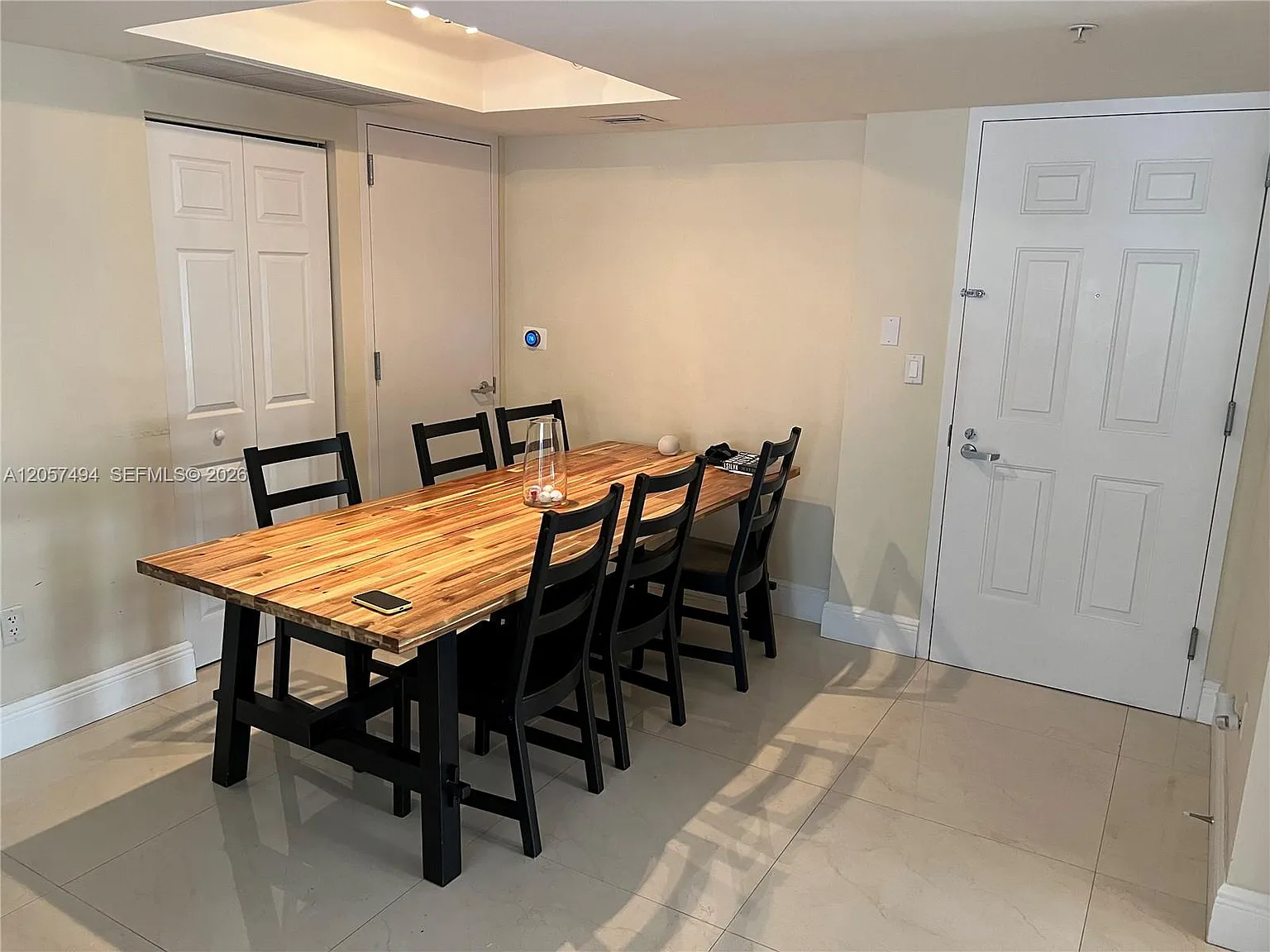 Gables Marquis Condo — Photo 4