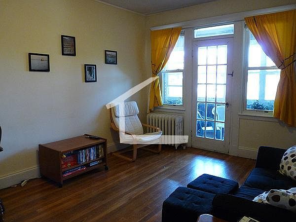 1st image of 15 Melvin Ave #2CC