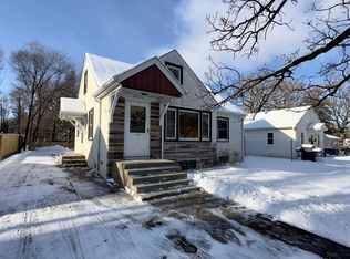 10244 Ibis St NW, Coon Rapids, MN 55433