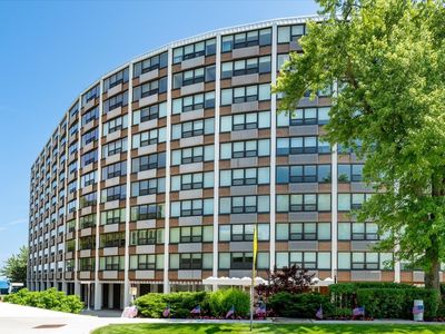1630 Sheridan Rd Unit 4H, Wilmette, IL, 60091
