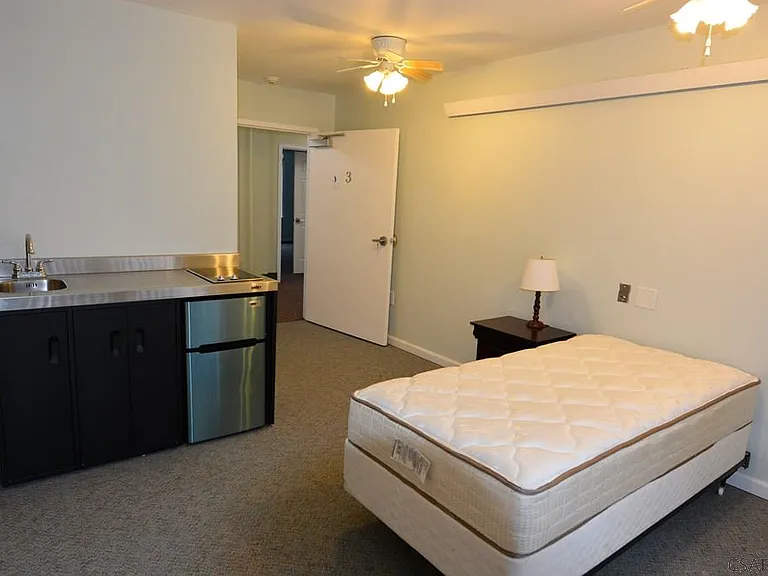 13 1st St #1 — Photo 15