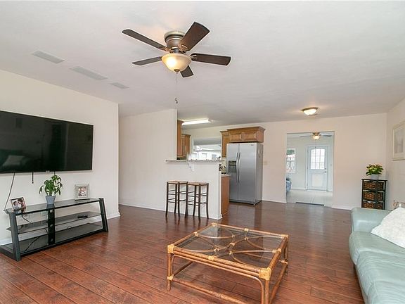 4th image of 4804 Kiowa Ln
