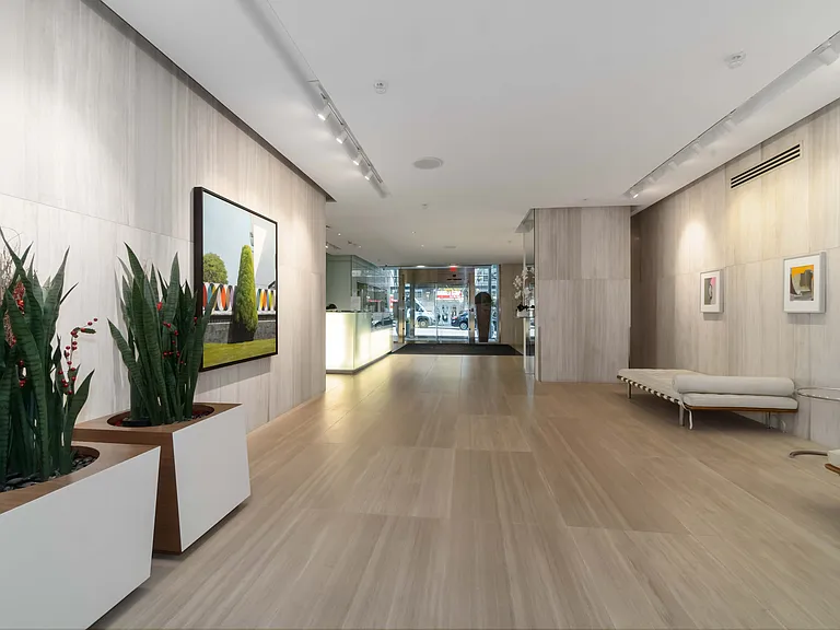 777 Richards St #D42 — Photo 1
