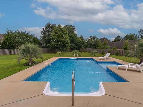 3rd image of 27034 Allenbrook Ct
