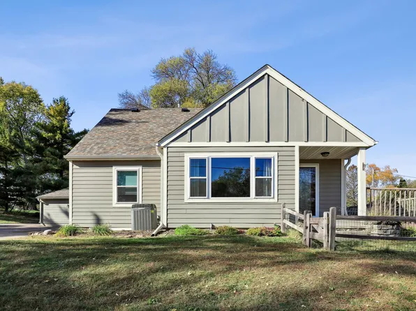 9095 31st St N, Lake Elmo, MN 55042