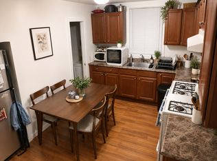 102 Highland Ave, Somerville, MA 02143