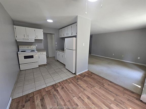 4th image of 75 Baldoon Rd #1