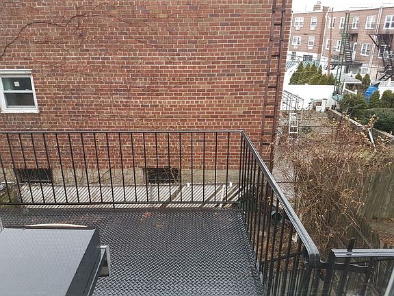 2nd image of 7414 Caldwell Ave