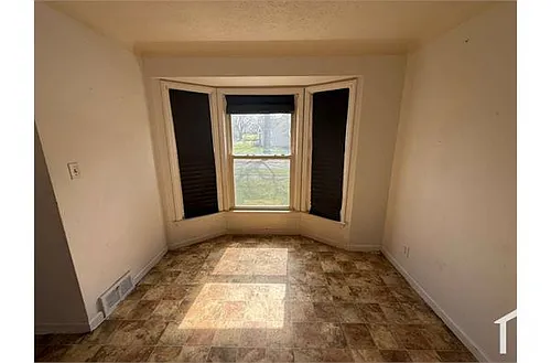 18107 North Blvd Photo 1