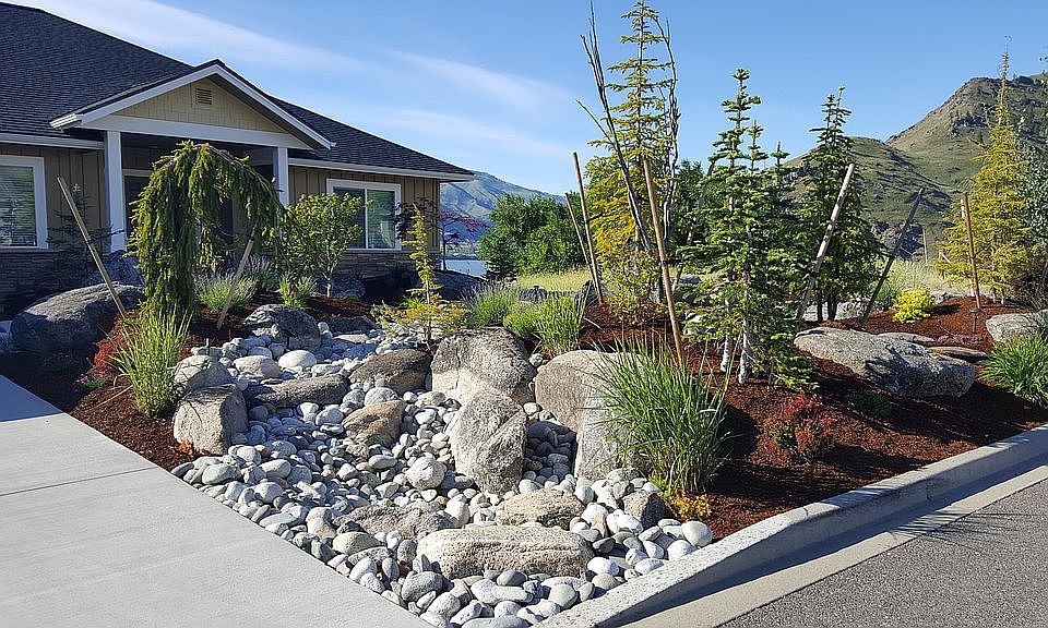 2nd image of 1019 Columbia Point