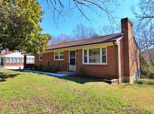 290 Hilltop Dr, Madison Heights, VA 24572