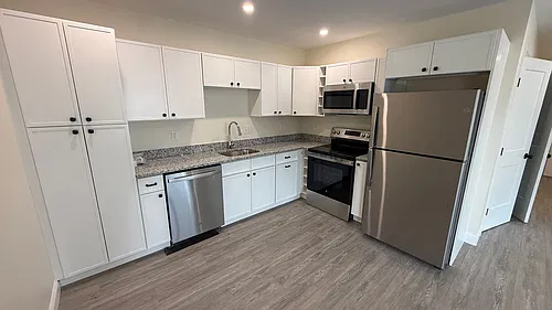 Floor plan 303