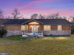 2760 Riverview Dr, Toms Brook, VA 22660