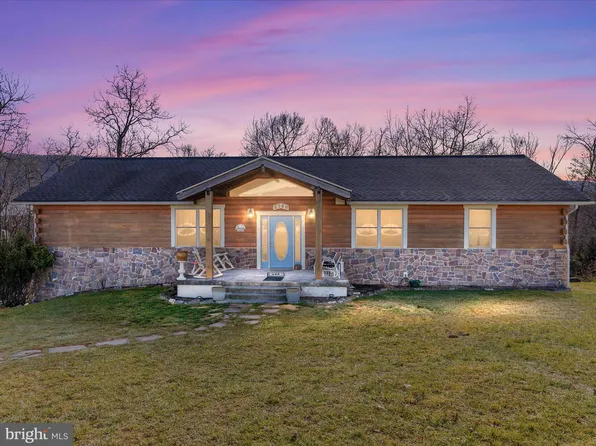 2760 Riverview Dr, Toms Brook, VA 22660