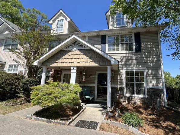 208 Park St Unit 106, Dallas, GA 30132