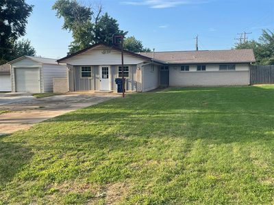 307 S Morgan Rd, Mustang, OK, 73064