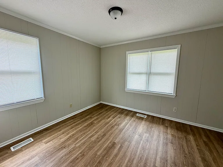 103 George St — Photo 4