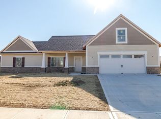 111 Aspen Dr, Greenville, OH 45331
