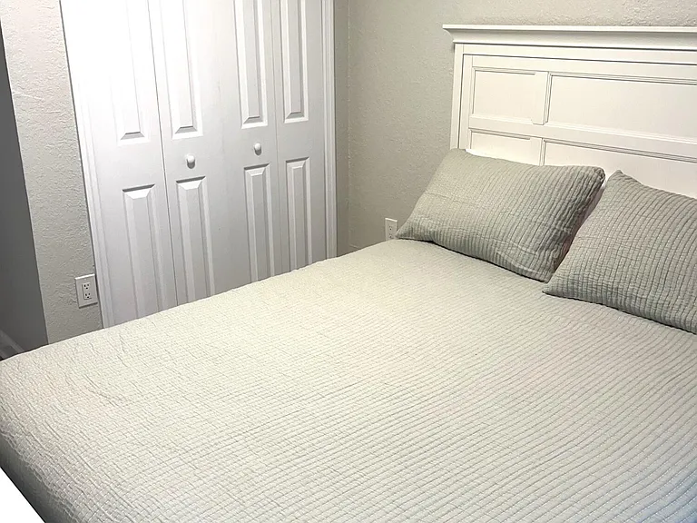8309 Rosalind Ave — Photo 34