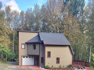 1100 Woodview Dr, Fairbanks, AK 99712