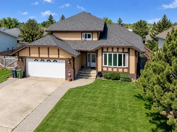 5521 W 46th St, Rimbey, AB T0C 0M0